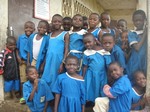 Pupils of Government primary school Bomaka: cliquer pour aggrandir