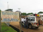 Arrival of the team in Mouanko public hospital: cliquer pour aggrandir
