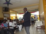 Dr ZAM-NGONO Célestin, Directeur de l´Hôpital District de la Cité des Palmiers: cliquer pour aggrandir