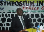 Prof. Joseph NDINDA, Représentant du Recteur de l´Université de Douala: cliquer pour aggrandir